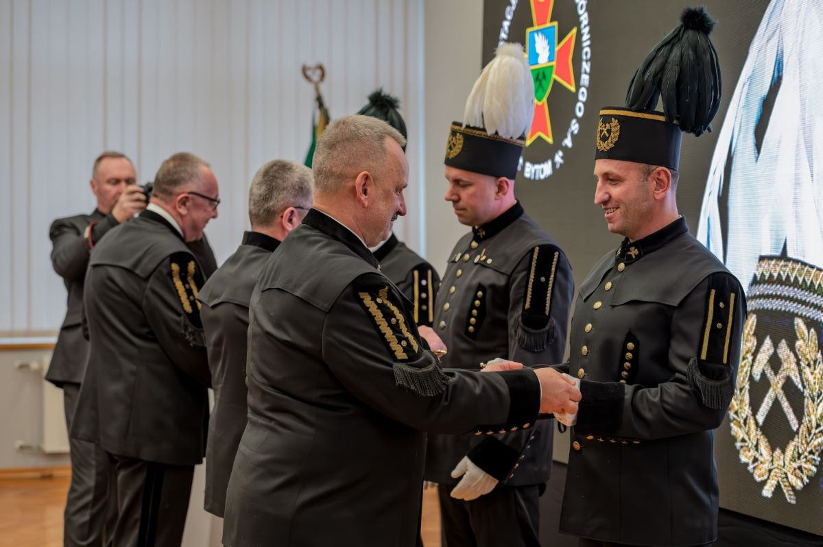 Barbórkowe uroczystości w CSRG w Bytomiu: medale i wspomnienia