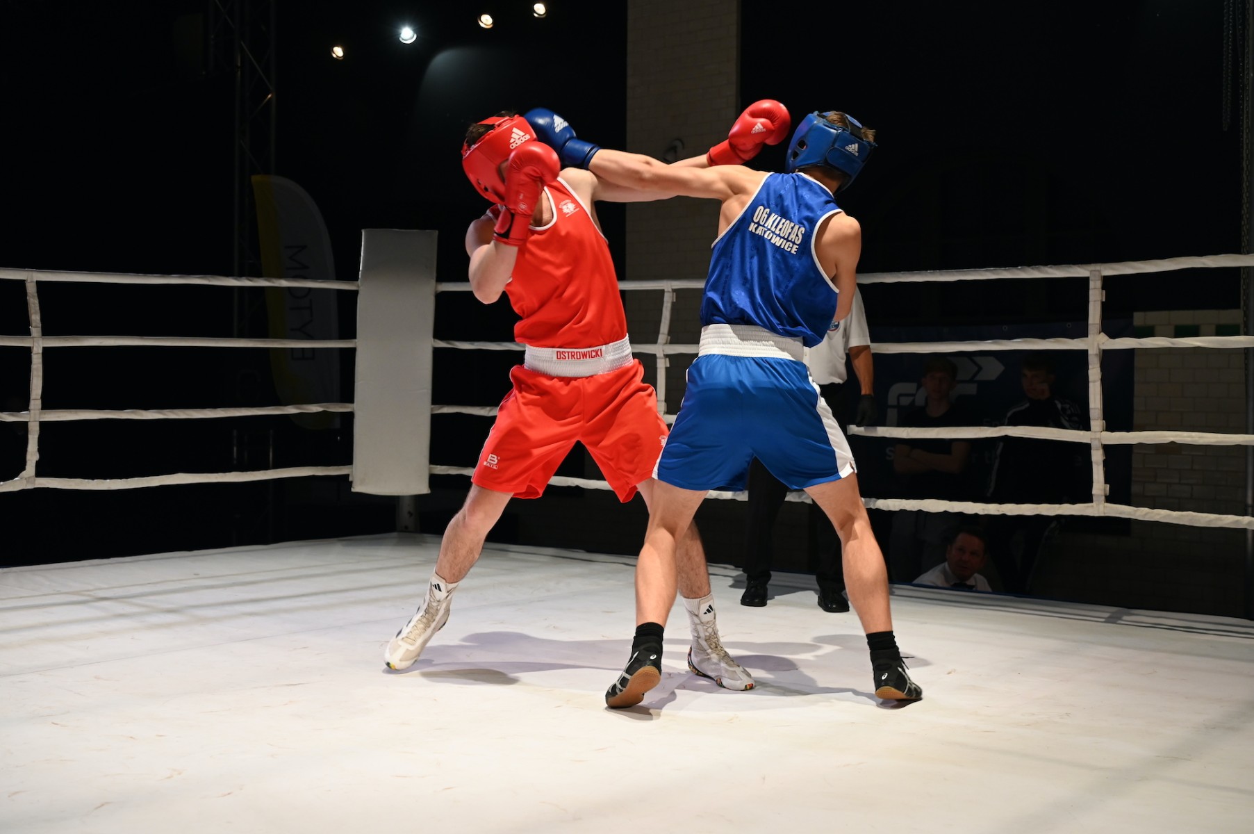 Młodzi pięściarze walczą o zwycięstwo na XVIII Memoriale Błażyńskiego 13