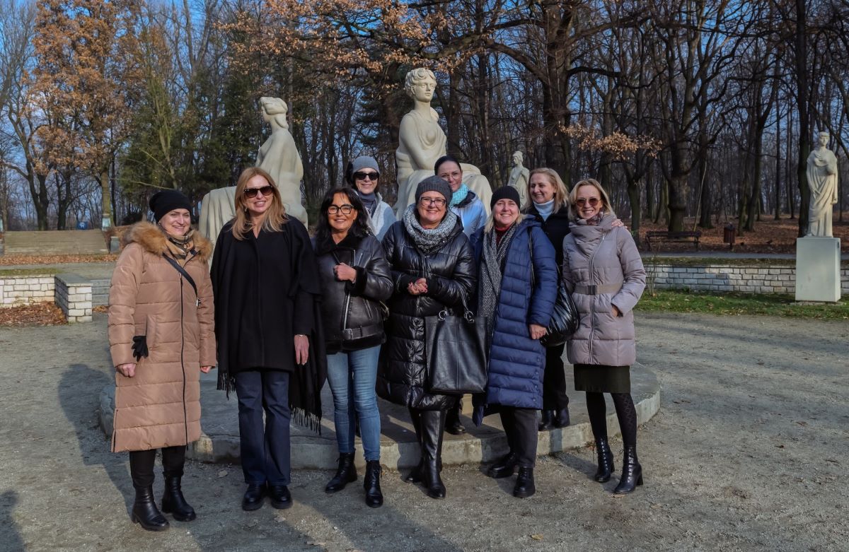 Z rzeźbami po imieniu – Aleja Muz w Bytomiu z nową odsłoną