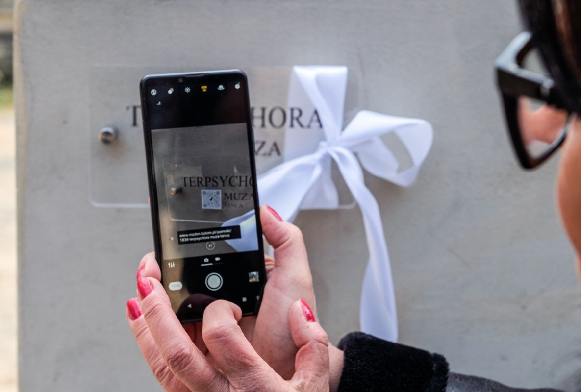 Z rzeźbami po imieniu – Aleja Muz w Bytomiu z nową odsłoną