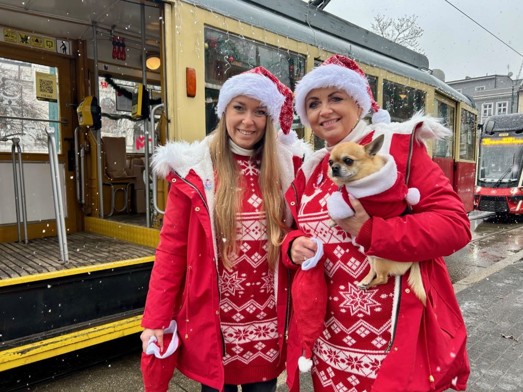 Mikołajkowy tramwaj ruszył na bytomskie tory – magia świąt już w mieście! 4