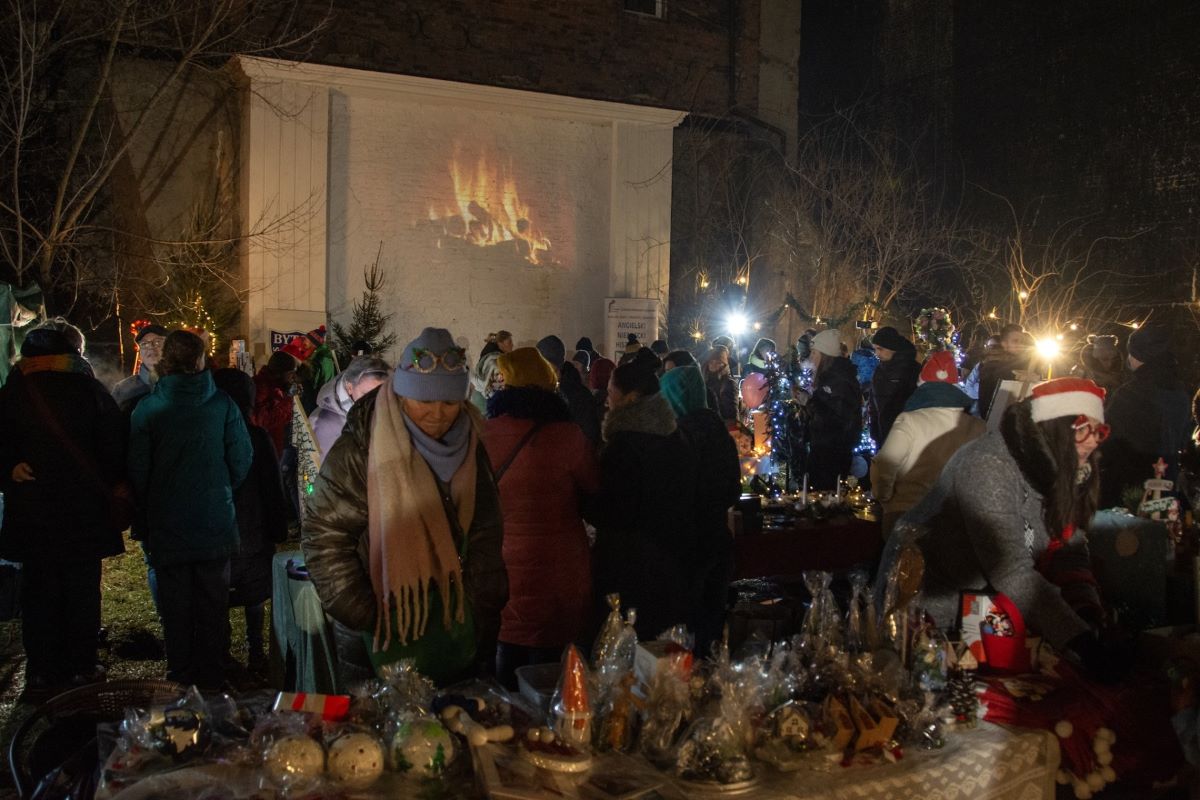 Rękodzieło, przysmaki i Mikołaj – świąteczny klimat w Szombierkach 10