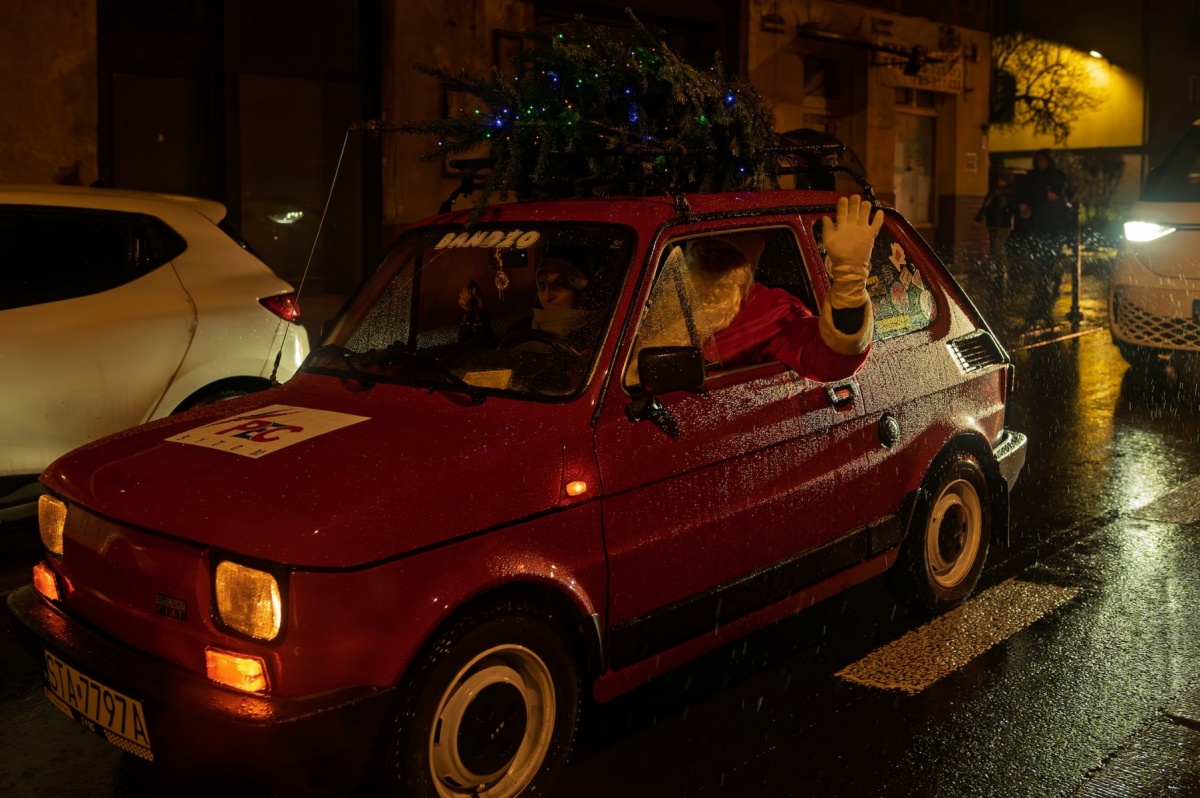 Świąteczna parada, koncerty i niespodzianki – Bytom tętni świąteczną atmosferą! 1