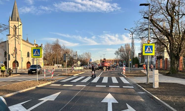 Rondo w ciągu ulicy Wawel na skrzyżowaniu z ul. Barbary w pełni udostępnione