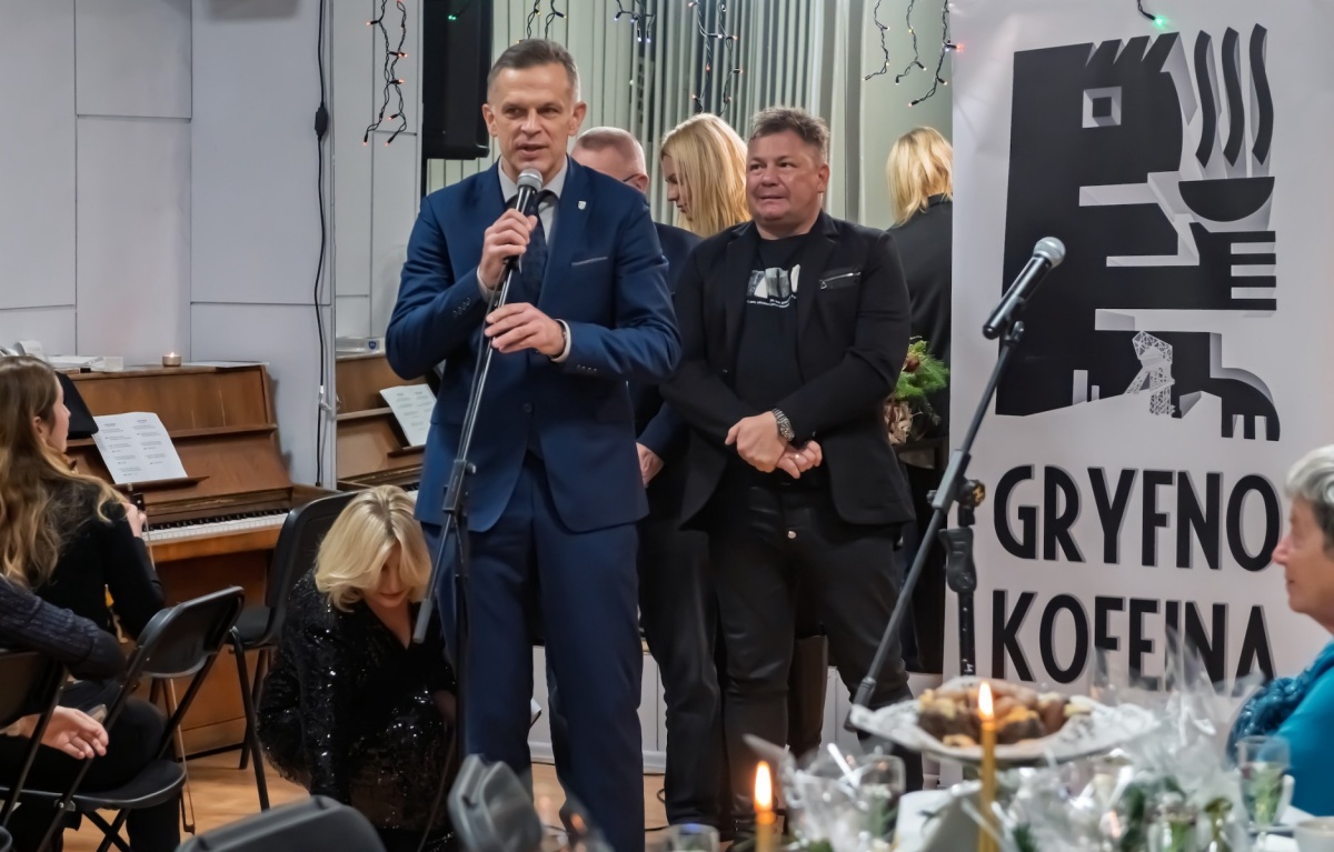 Międzypokoleniowa więź w Bytomiu: Gryfno Kofeina podsumowana 9