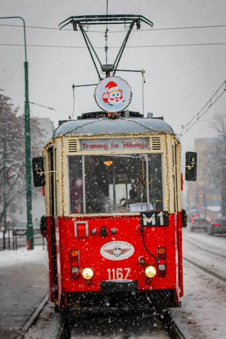 Już dziś możemy przejechać się Mikołajkowym Tramwajem!