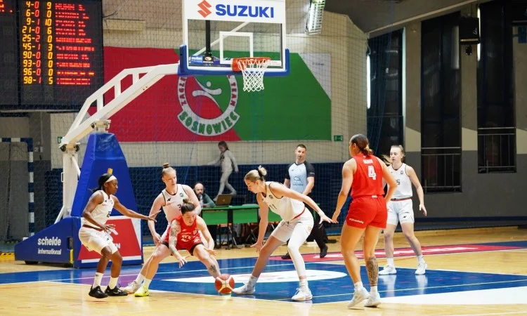 Koszykarki MB Zagłębie zaliczyły pierwszą domową porażkę