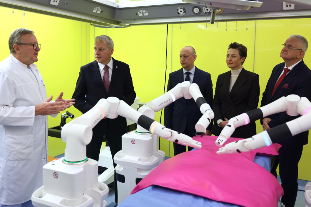 W Sosnowcu przeprowadzono już ponad 50 operacji z wykorzystaniem robota chirurgicznego!