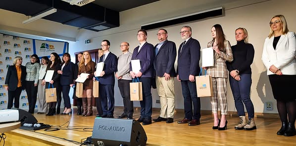 Uczniowie z Mikołowa odebrali stypendia Prezesa Rady Ministrów