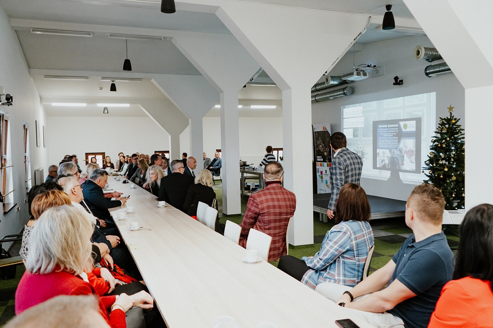 Świąteczne Śniadanie Biznesowe w Mikołowie: Podsumowanie działań na rzecz przedsiębiorców