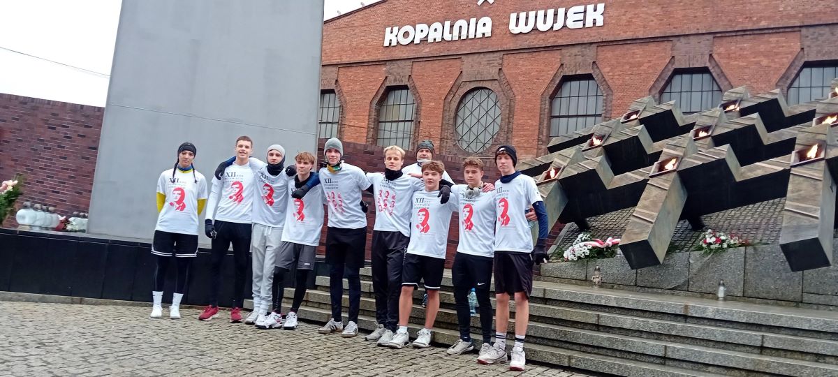 1000 biegaczy w Biegu Dziewięciu Górników – upamiętnili ofiary pacyfikacji „Wujka”