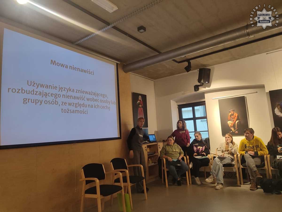 Edukacja przeciw nienawiści – Projekt „Wolni od uprzedzeń” w Katowicach