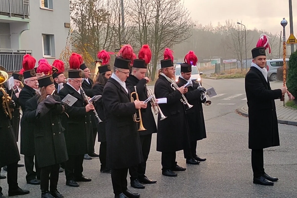 Barbórka 2024 w Kostuchnie: Święto górników na ulicach dzielnicy