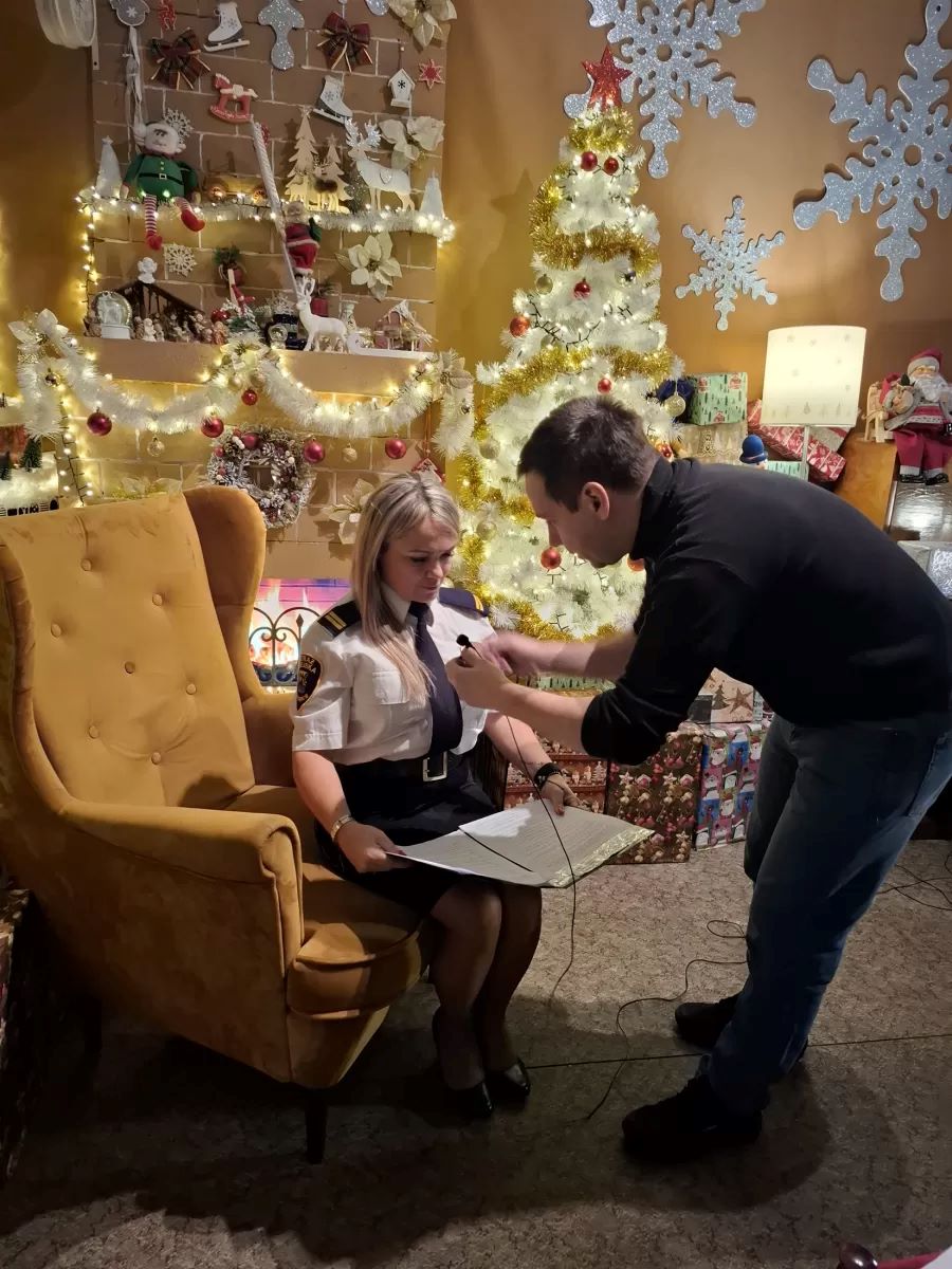 Katowickie strażniczki miejskie w projekcie 'Czytanki na dobranoc