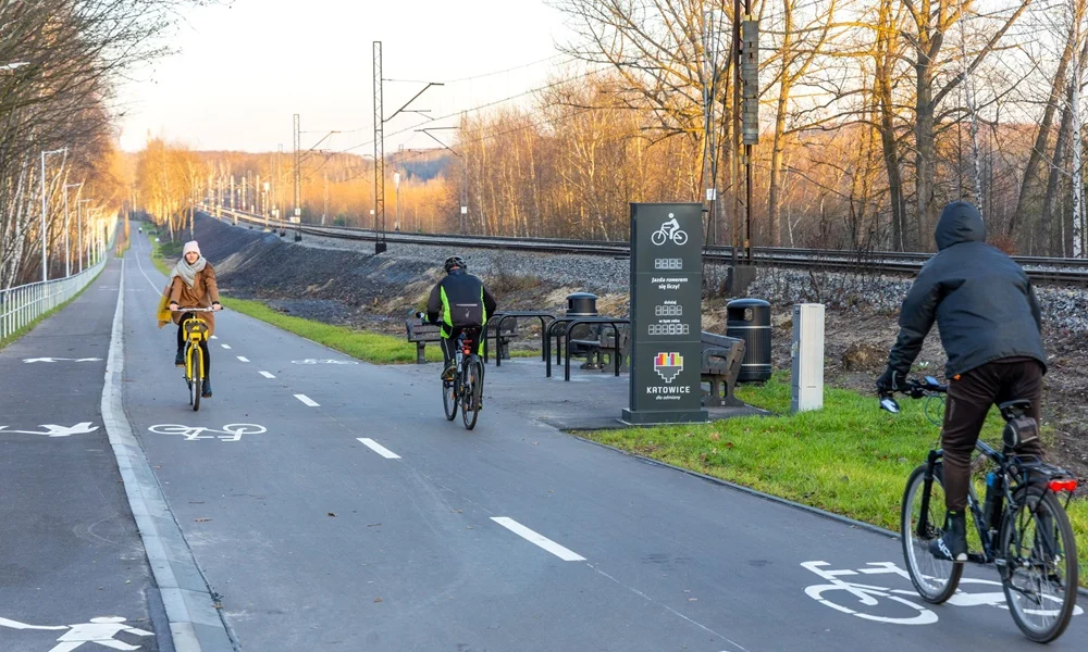 W Katowicach powstała pierwsza velostrada – 4,4 km komfortowej drogi rowerowej