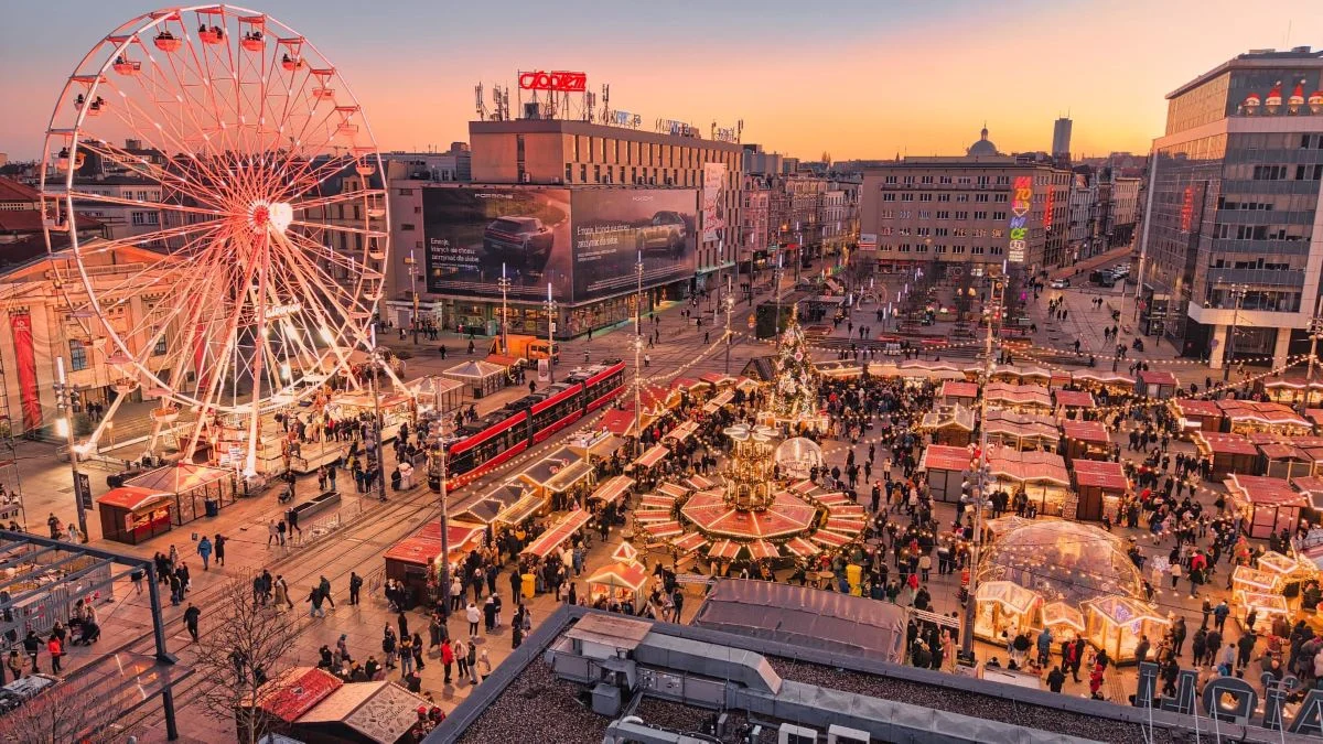 Jarmark Świąteczny: sprawdź godziny otwarcia na nadchodzące dni!