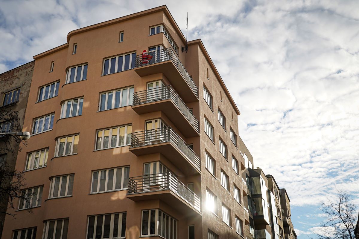 Katowicka moderna odżywa – remont przy ul. Skłodowskiej-Curie 42 zakończony