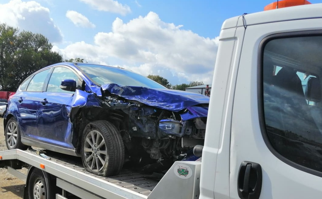 Co można zdemontować z auta przed kasacją?