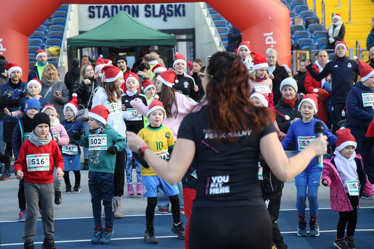 Stadion Śląski pełen serca – II edycja Mili Mikołajkowej dla potrzebujących dzieci
