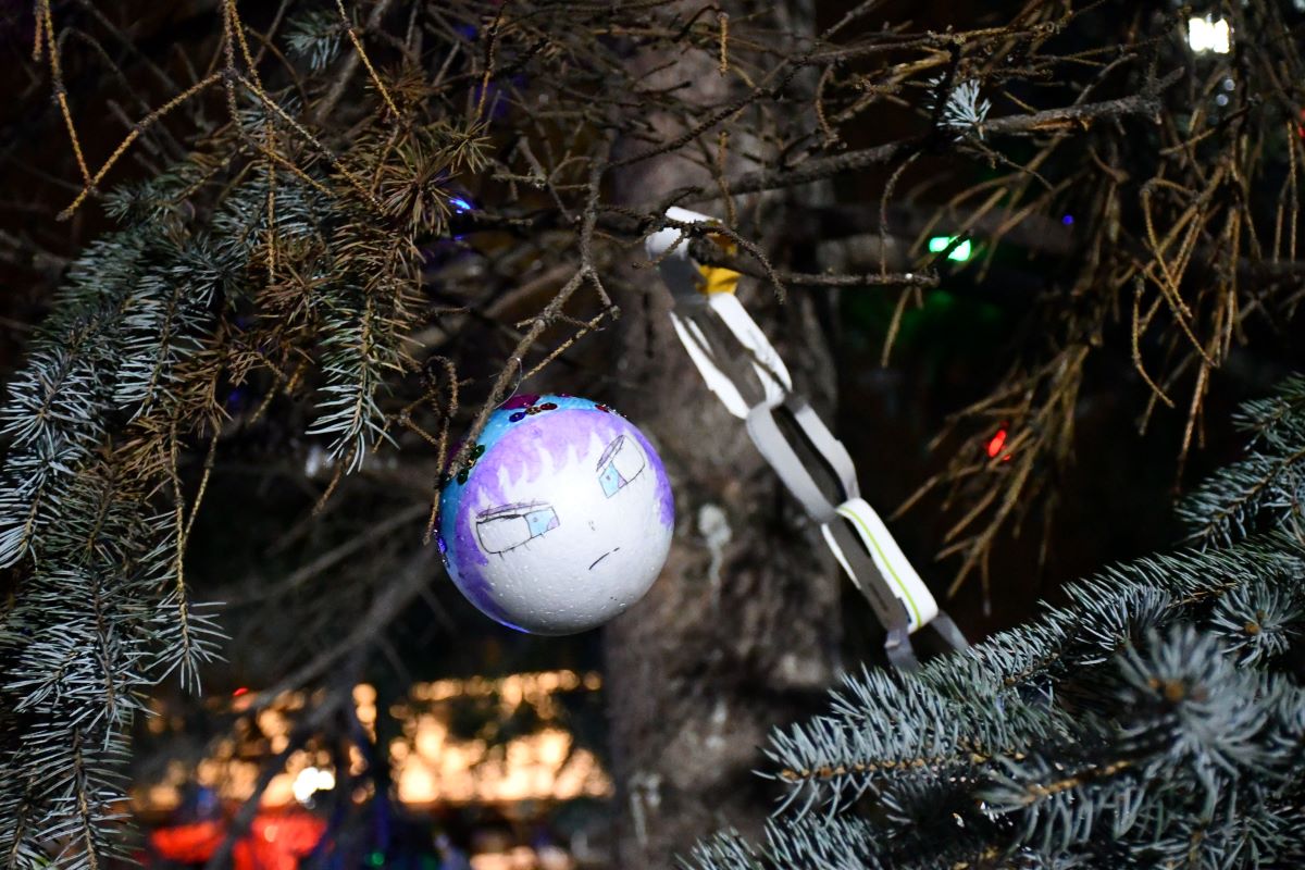 Strojenie miejskiej choinki 27