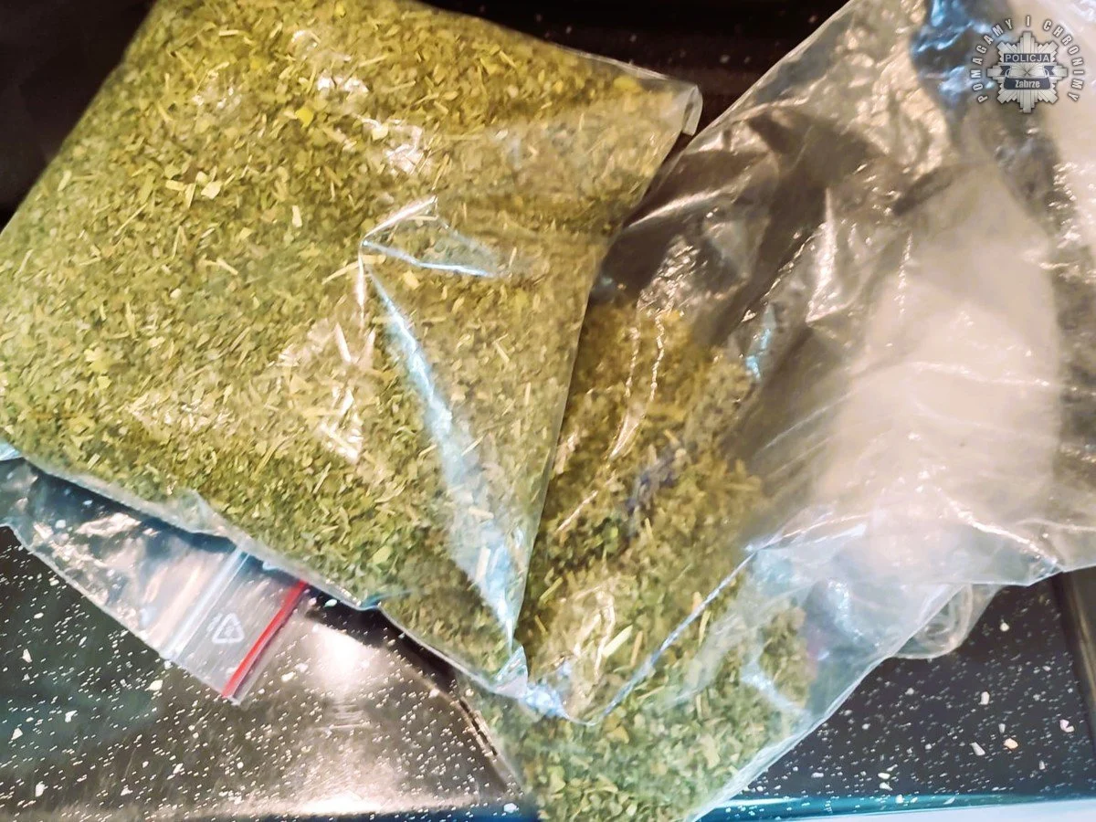 Zabrzańscy mundurowi zatrzymali mężczyznę podejrzanego o przestępstwo narkotykowe