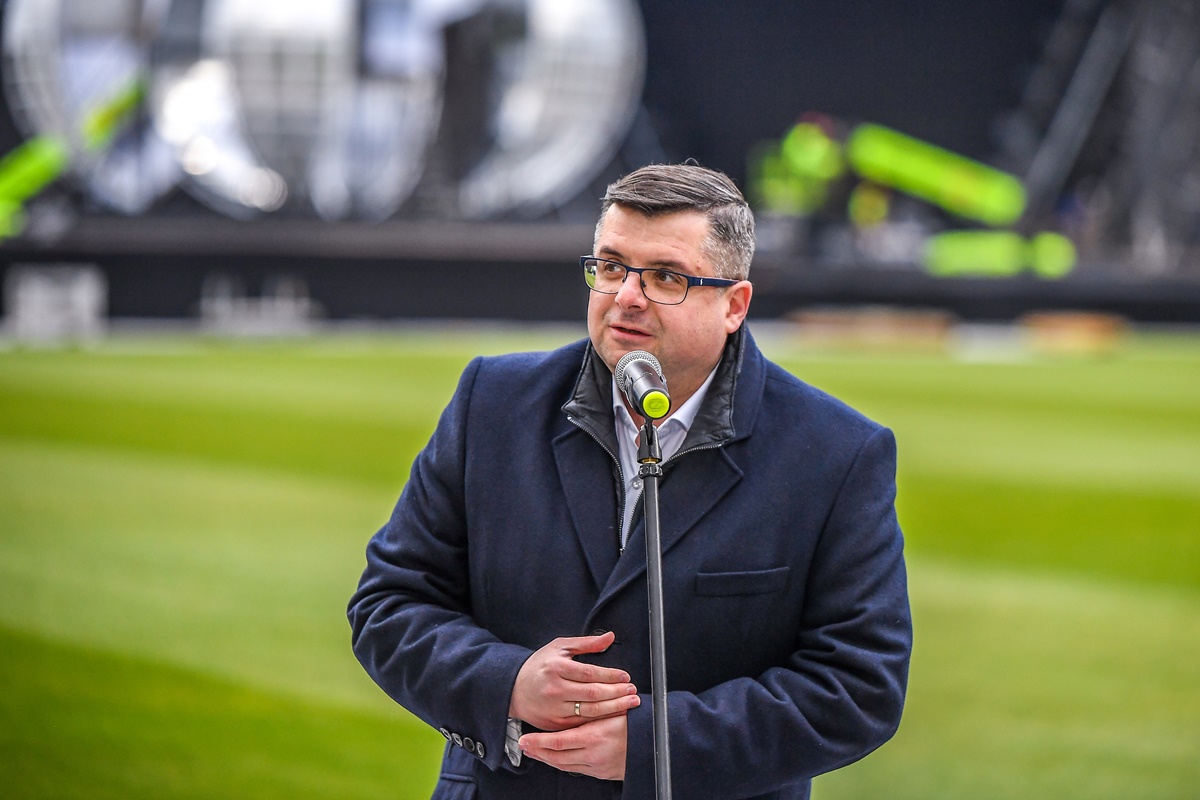 Ponad 40 artystów na jednej scenie – Sylwester z Dwójką zachwyci widzów