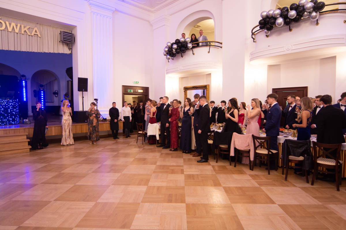 Studniówka uczniów "Mickiewicza" 1