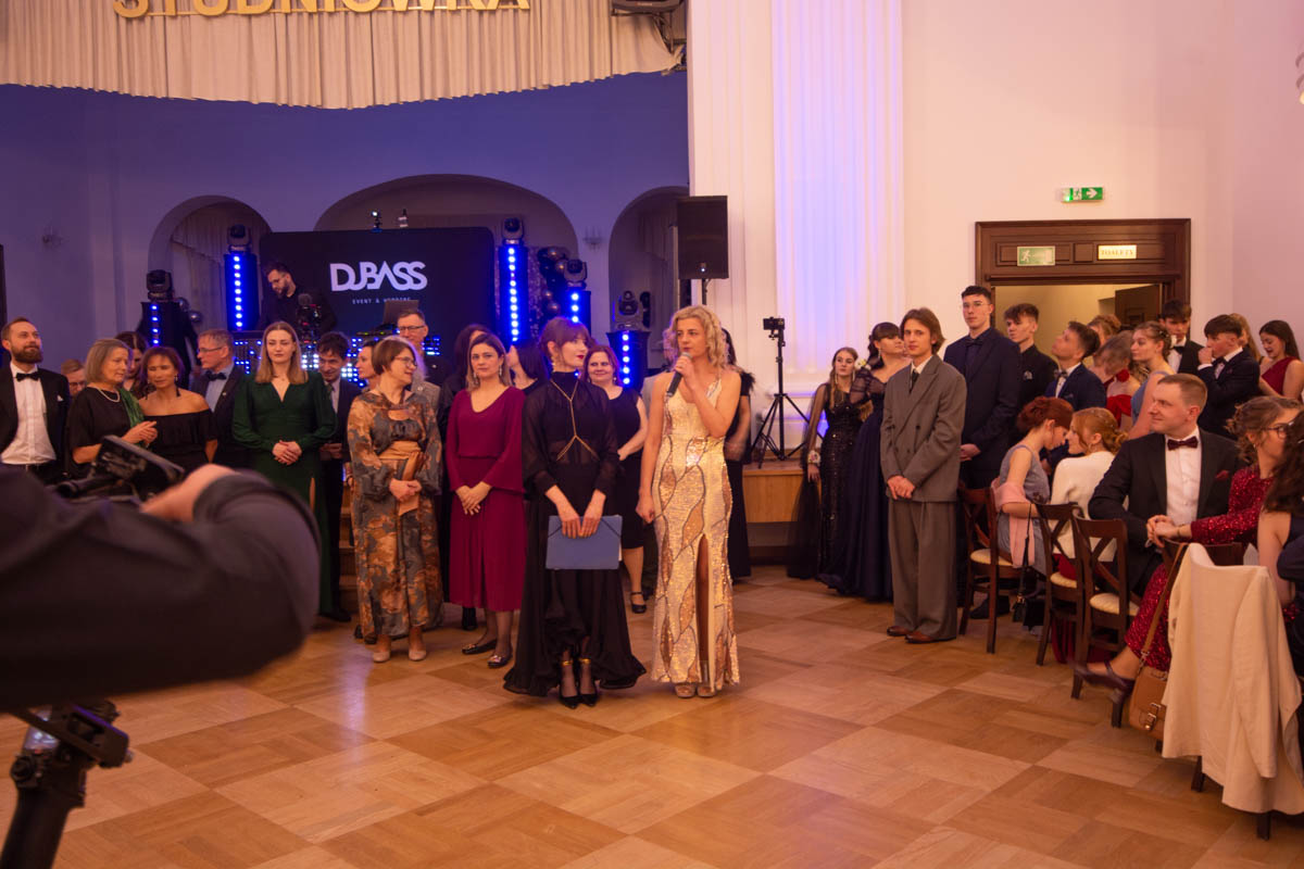 Studniówka uczniów "Mickiewicza" 7