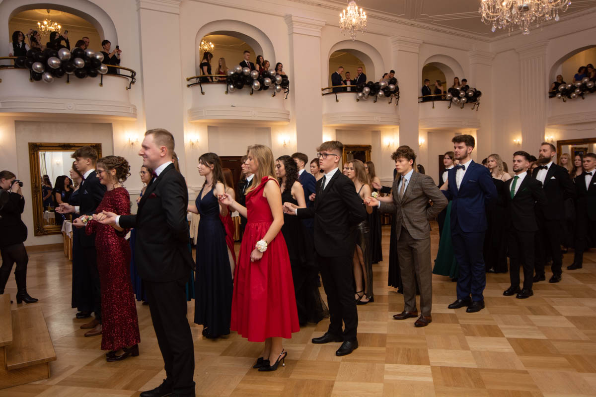 Studniówka uczniów "Mickiewicza" 53