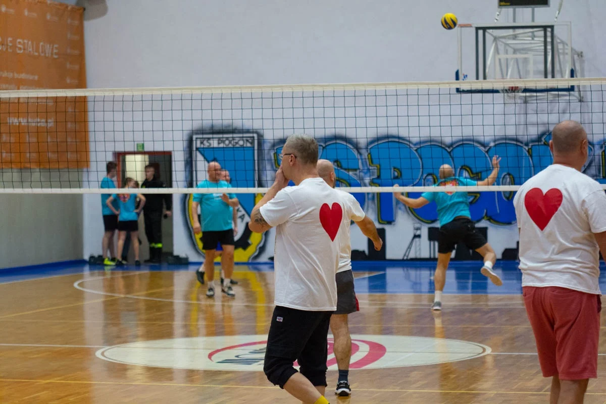 Mecz siatkówki pomiędzy sztabami WOŚP 29