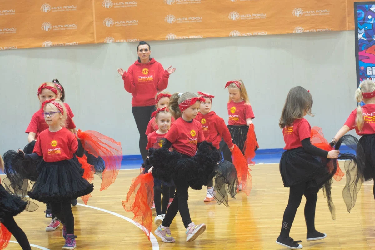 Mecz siatkówki pomiędzy sztabami WOŚP 57