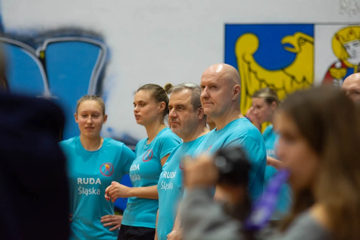 Mecz siatkówki pomiędzy sztabami WOŚP 67