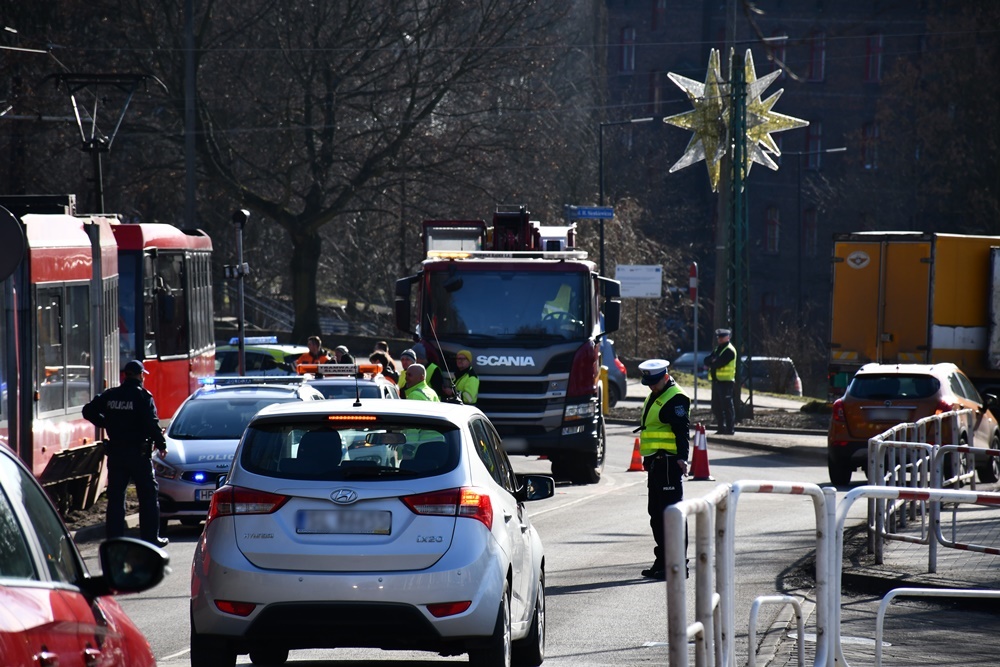 Wykolejenie tramwaju 12