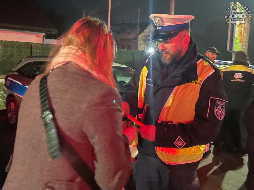 "Jak dobrze Cię widzieć" – Wodzisławscy mundurowi dbają o pieszych! 4