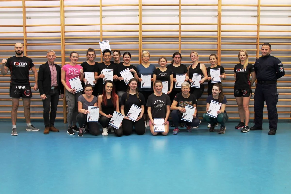 Zakończenie trzeciej edycji kursu samoobrony dla kobiet