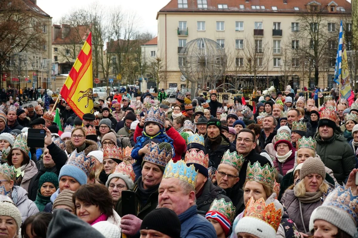 Tychy witały króli – Orszak Trzech Króli zgromadził ponad 7 tysięcy mieszkańców