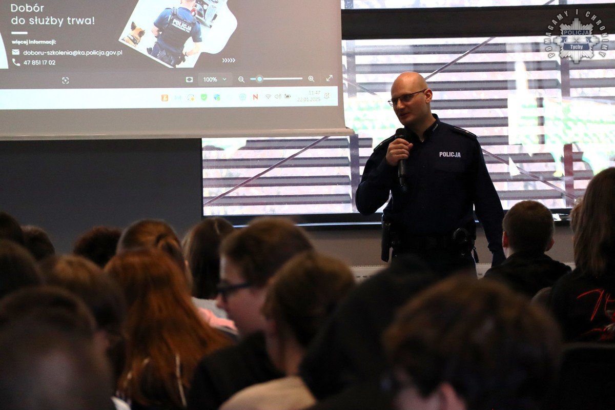 „Poznaj swój zawód” – ósmoklasiści odkrywają świat profesji