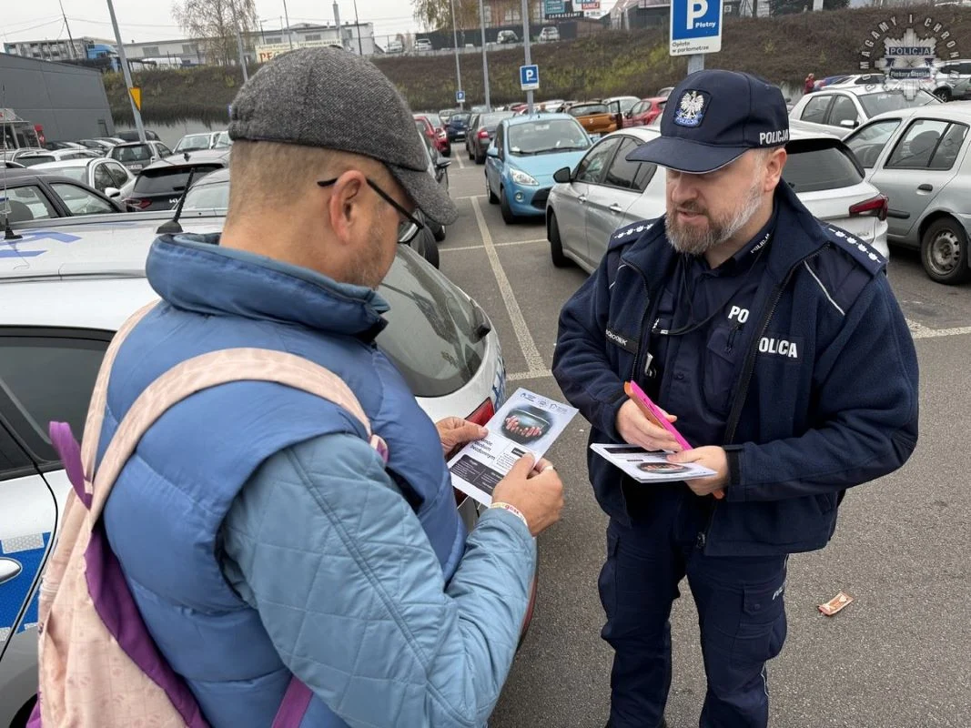 Dzielnicowi troszczą się o bezdomnych w trudnych zimowych warunkach