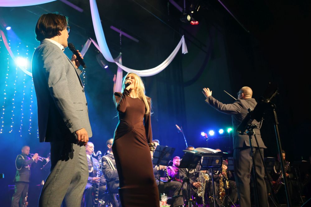 Noworoczna tradycja w Piekarach Śląskich: koncert pełen muzyki i emocji 8