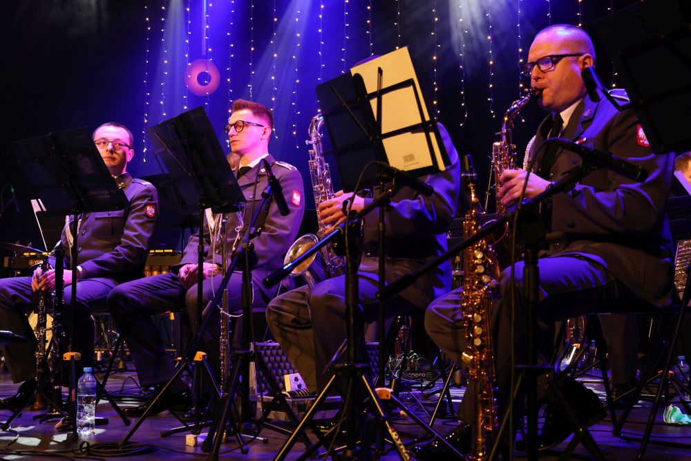 Noworoczna tradycja w Piekarach Śląskich: koncert pełen muzyki i emocji 13