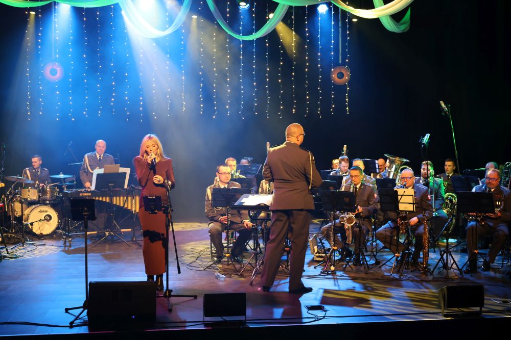 Noworoczna tradycja w Piekarach Śląskich: koncert pełen muzyki i emocji 17