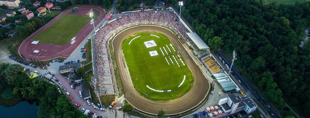 Konkurs na nowy stadion: miasto stawia na modernizację i rozwój