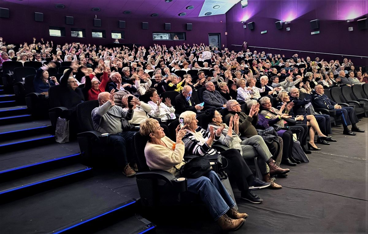 Gliwiccy seniorzy wzięli udział w prelekcjach połączonych z występami scenicznymi!