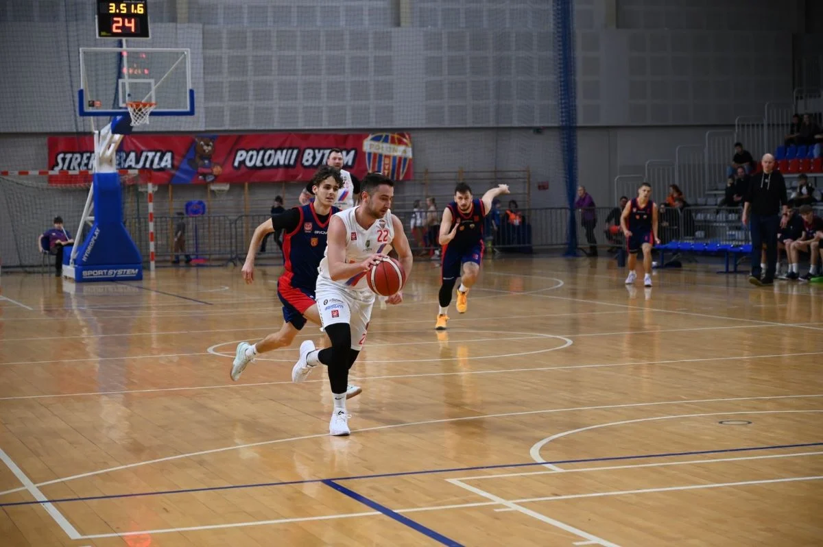 Polonia Bytom niepokonana! 16. zwycięstwo z rzędu w 2. Lidze Koszykówki