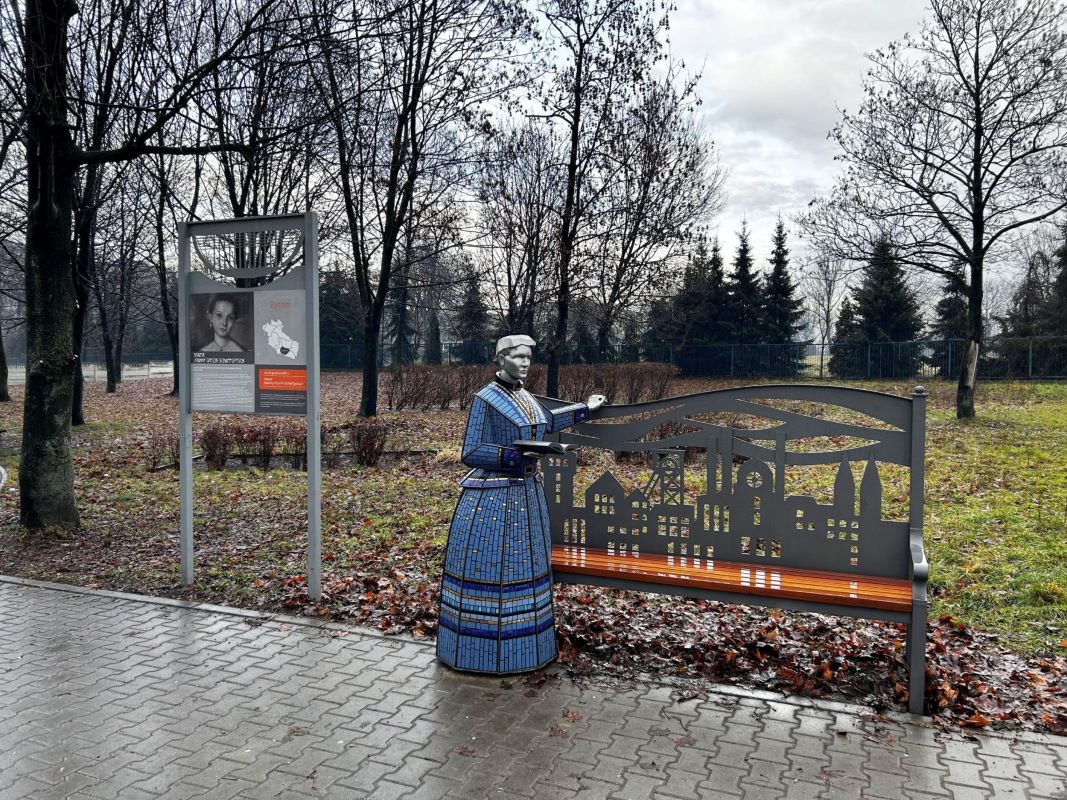 Ławeczka Joanny Gryzik w Szombierkach na stałe w krajobrazie miasta