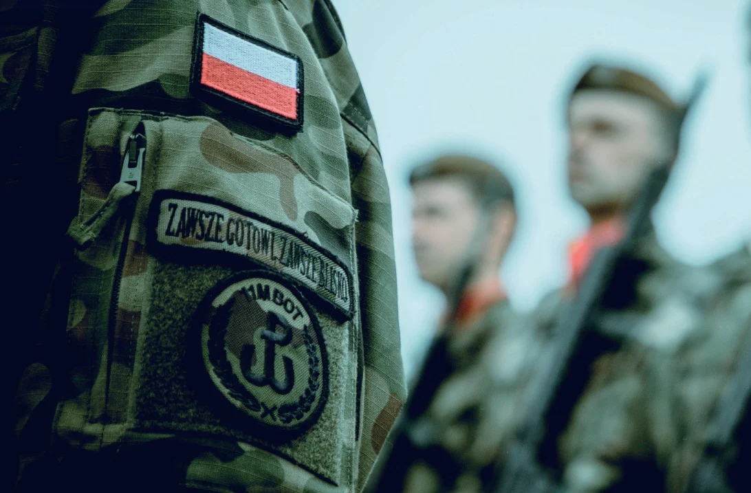 Zyskaj na zatrudnieniu żołnierzy OT i AR – szczegóły nowej ustawy!