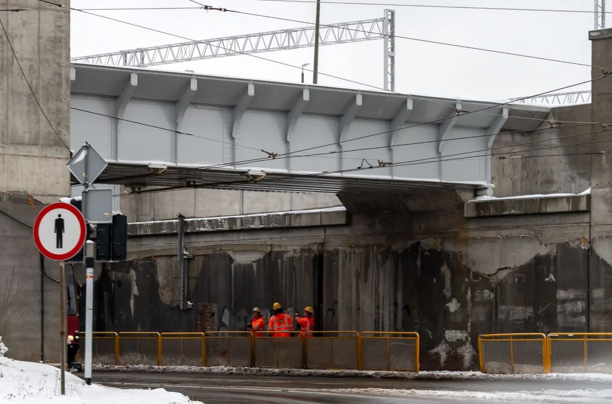 Zmiana organizacji ruchu pod wiaduktem na Zabrzańskiej – co muszą wiedzieć kierowcy?