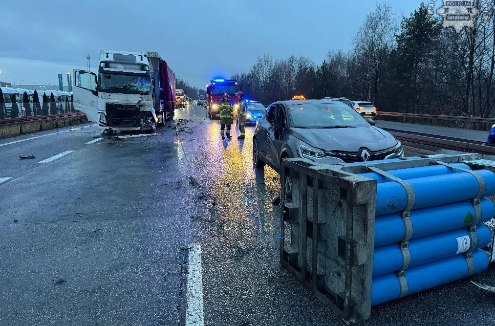 Kolizja na S1. Jeden z kierowców został ukarany mandatem karnym w kwocie 1500 złotych