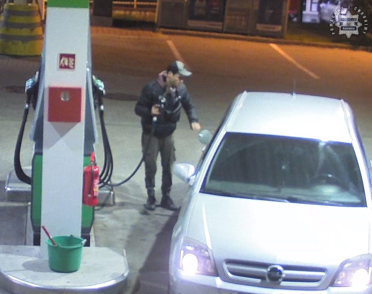 Katowice: fałszywe tablice rejestracyjne na Oplu. Pomóż zidentyfikować podejrzanego