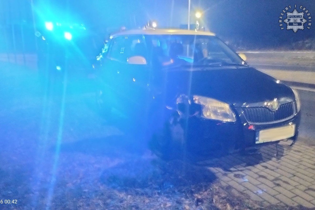 Szaleńczy pościg ulicami Żor – 29-latek uciekał po chodnikach!